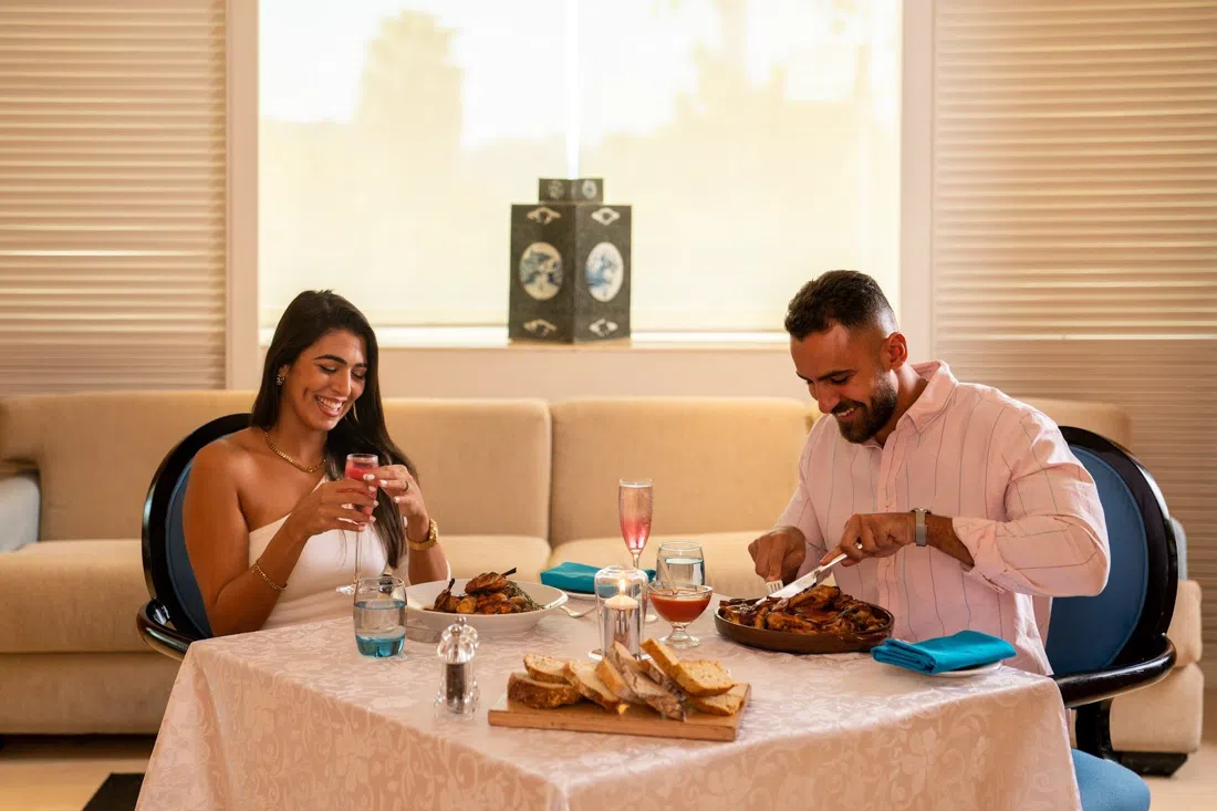 Kempinski Nile Hotel — Blue Restaurant Iftar, Cairo