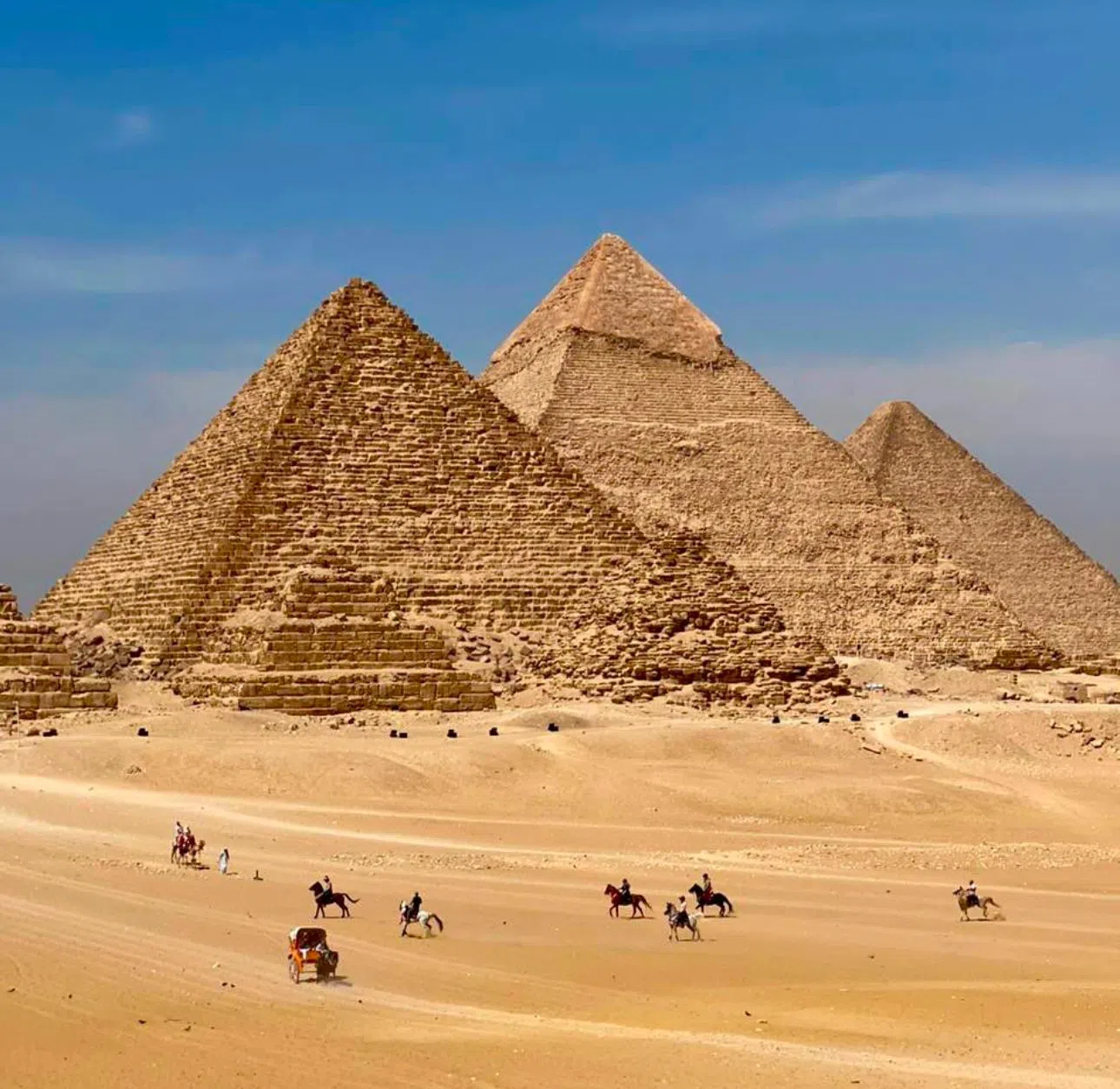 Pyramid of Khafre, Cairo
